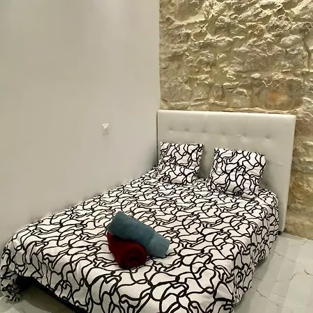 Hyper Centre - Air-conditioned - Quiet - Tramway - Equipped Kitchen - Wifi Apartment *